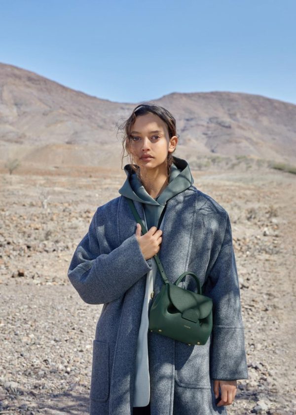 Mowear.shop2b2f92e397 1